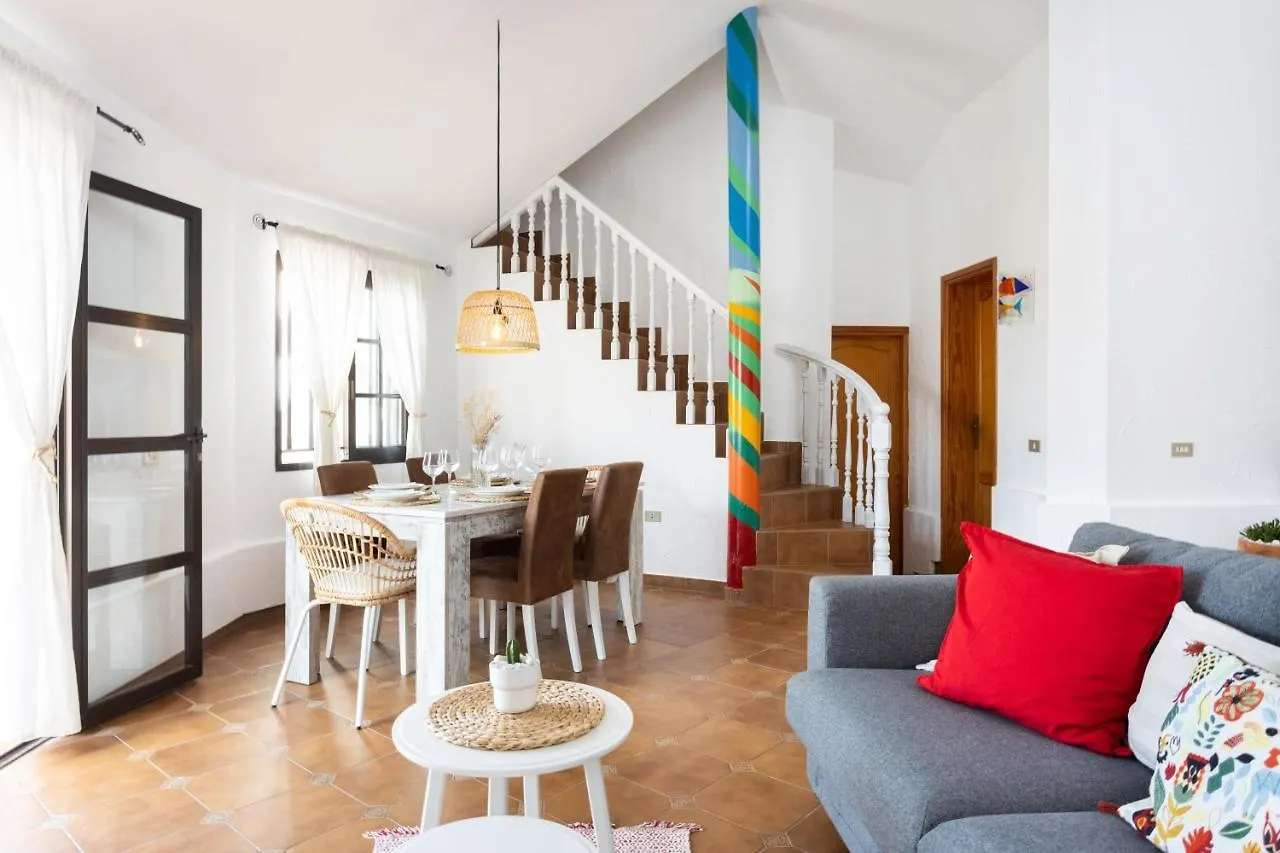 Villa Limón - Ocean View - BBQ - Garden - Terrace - Free Wifi - Child&Pet-Friendly - 2 bedrooms - 6 people Porís de Abona 0*,  España