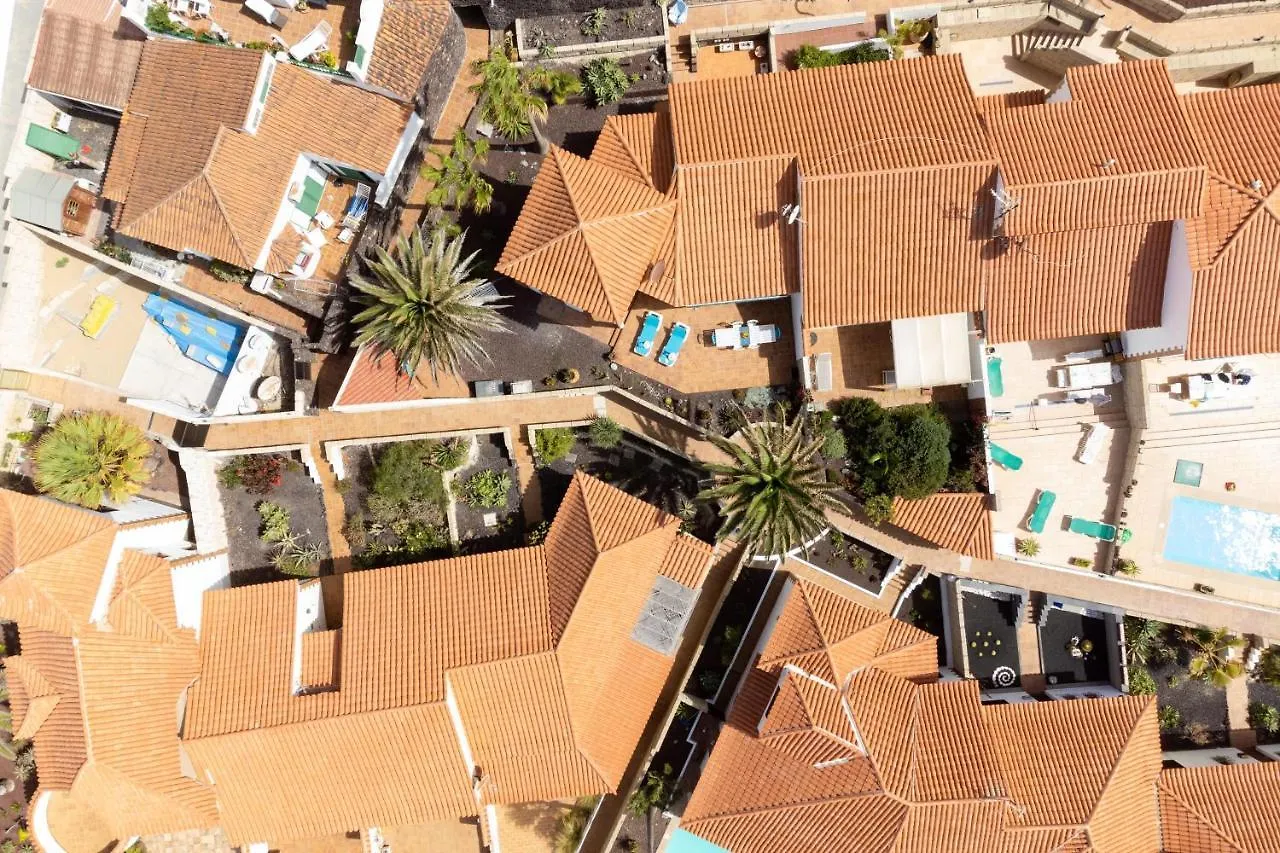 Casa Limon - Ocean View - Bbq - Garden - Terrace - Free Wifi - Child & Pet-Friendly - 2 Bedrooms - 6 People 0*, Poris de Abona Spain