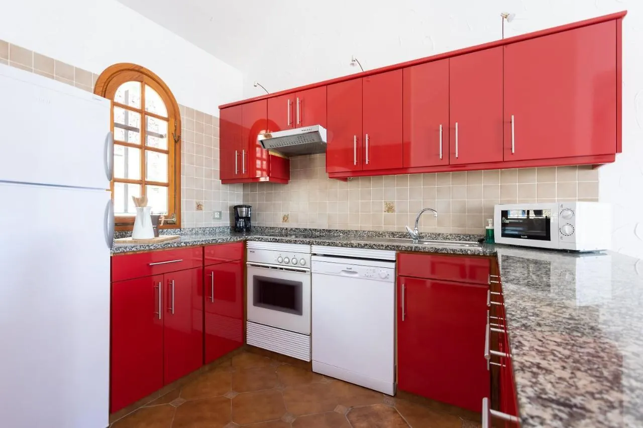 Casa Limon - Ocean View - Bbq - Garden - Terrace - Free Wifi - Child & Pet-Friendly - 2 Bedrooms - 6 People Holiday home